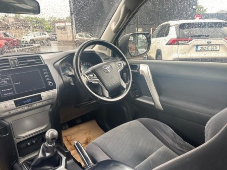 2021 Toyota Land Cruiser - photo 9