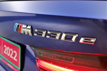 2022 BMW 3-Series - photo 26