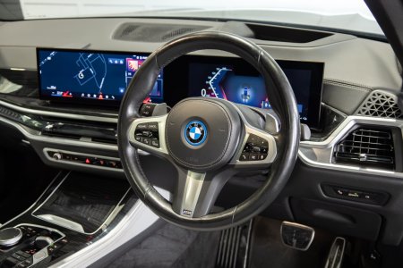 2025 BMW X5 - photo 9