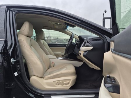 2020 Toyota Camry - photo 21