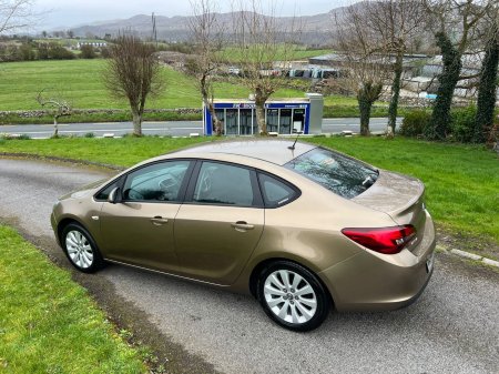 2013 Opel Astra - photo 5