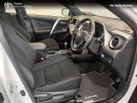 2017 Toyota RAV4 - photo 12