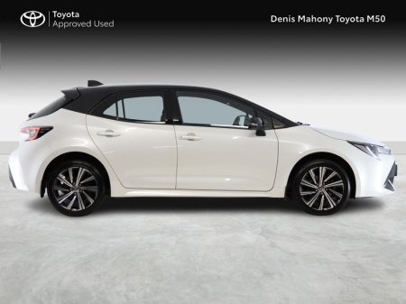 2023 Toyota Corolla - photo 3