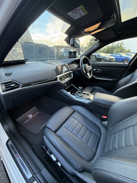 2021 BMW 3-Series - photo 19