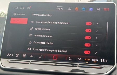 2026 Volkswagen Tiguan - photo 22