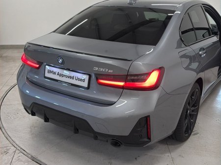 2024 BMW 3-Series - photo 21