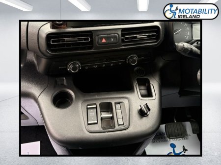 2024 Citroen Berlingo - photo 13
