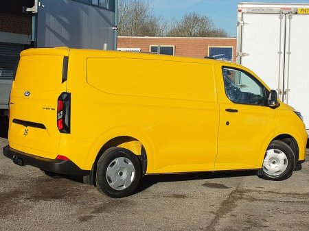 2025 Ford Transit Custom - photo 10