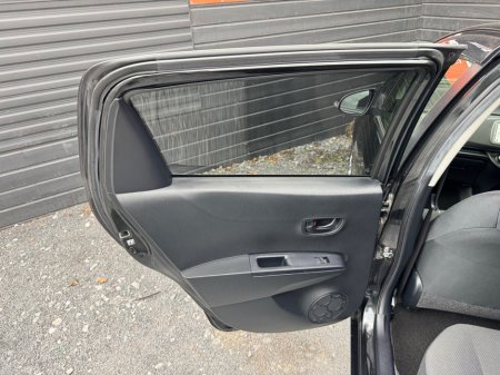 2013 Toyota Yaris - photo 18