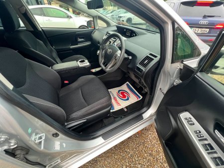 2015 Toyota Prius - photo 8
