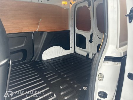 2023 Peugeot Partner - photo 15