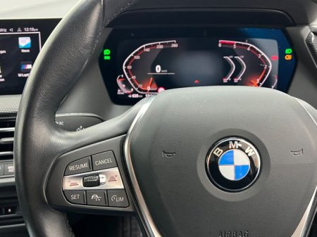 2023 BMW 1-Series - photo 27
