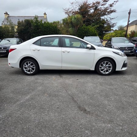 2017 Toyota Corolla - photo 4