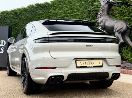 2025 Porsche Cayenne - photo 6