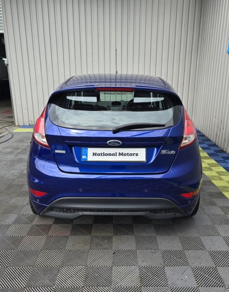 2015 Ford Fiesta - photo 4