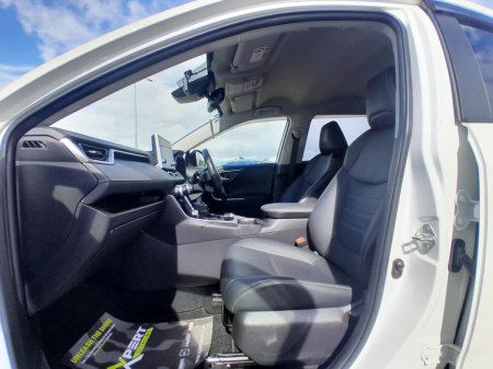 2021 Toyota RAV4 - photo 16