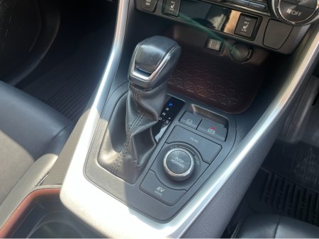 2019 Toyota RAV4 - photo 19