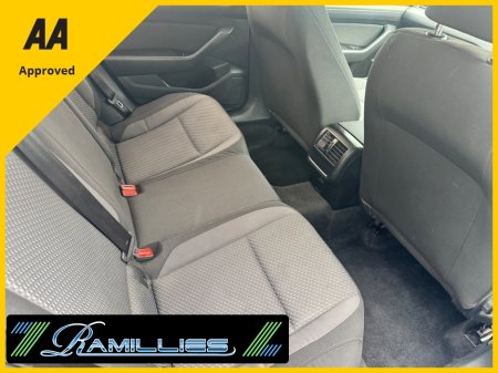 2017 Volkswagen Passat - photo 16