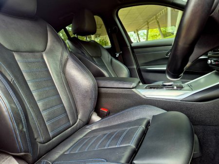 2023 BMW 3-Series - photo 12