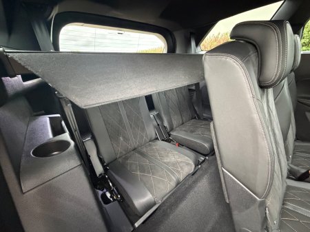 2018 Peugeot 5008 - photo 12