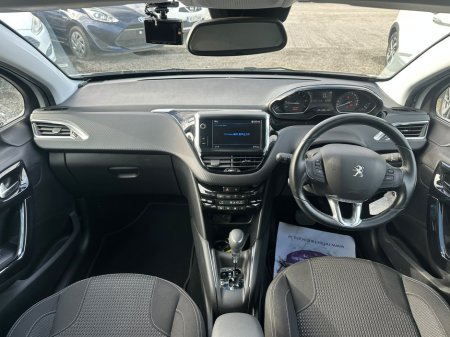 2017 Peugeot 208 - photo 16