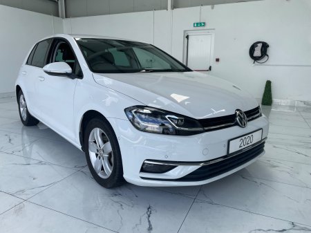 2020 Volkswagen Golf - photo 2
