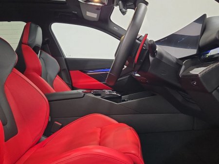 2025 BMW M5 - photo 12