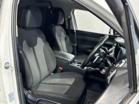 2022 Kia Sorento - photo 9