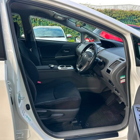 2015 Toyota Prius - photo 12