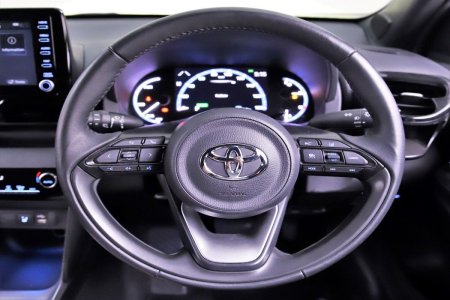 2022 Toyota Yaris Cross - photo 17