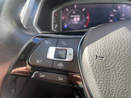 2020 Volkswagen Tiguan - photo 20