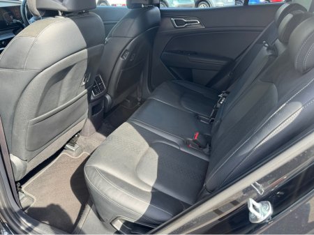 2025 Kia Sportage - photo 18