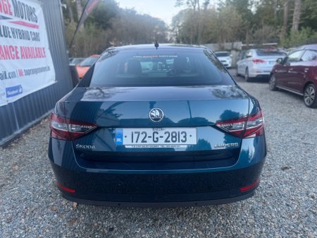 2017 Skoda Superb - photo 5