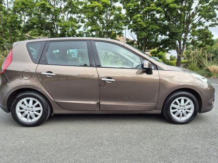 2010 Renault Scenic - photo 6