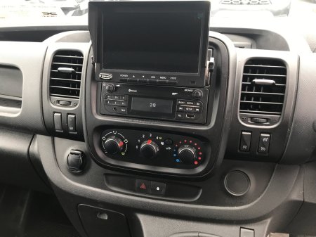 2020 Renault Trafic - photo 8