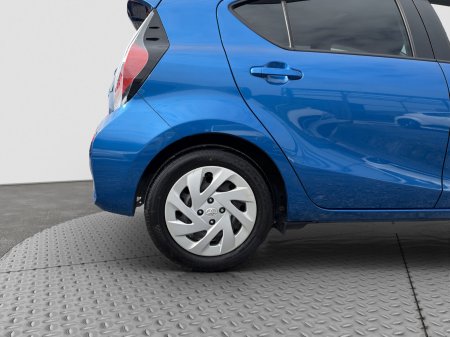 2018 Toyota Aqua - photo 21
