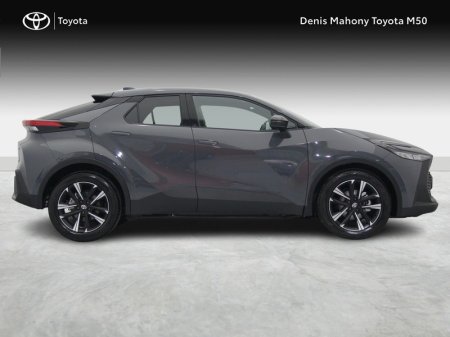 2027 Toyota C-HR - photo 3