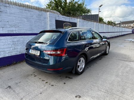 2018 Skoda Superb - photo 5