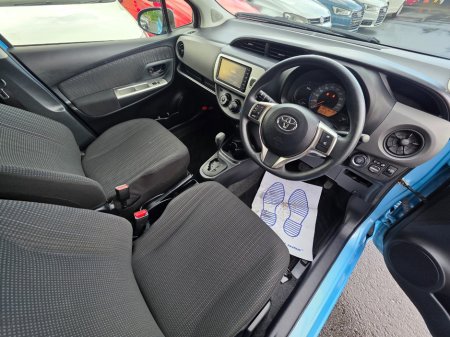 2016 Toyota Yaris - photo 10
