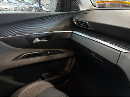 2021 Peugeot 5008 - photo 13
