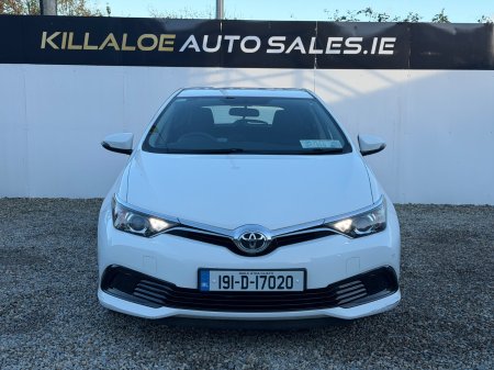 2019 Toyota Auris - photo 2