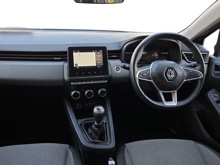 2024 Renault Clio - photo 2