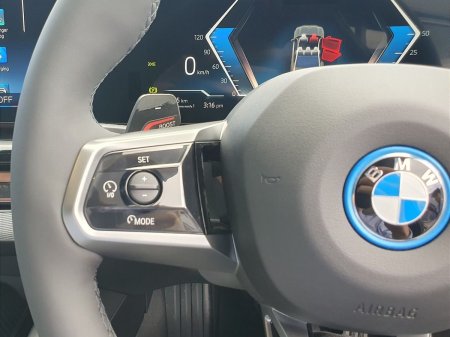 2026 BMW 5-Series - photo 17