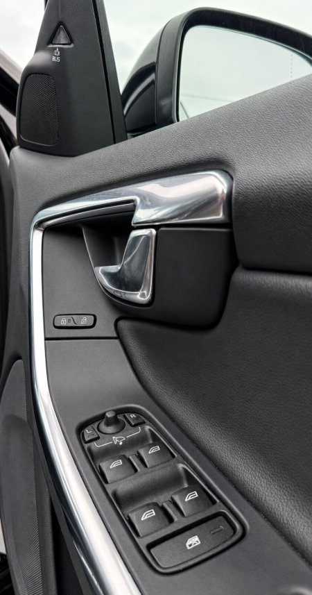 2016 Volvo V60 - photo 11