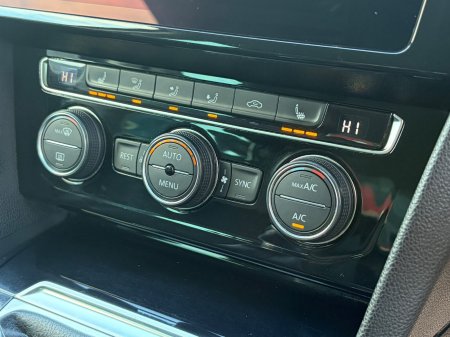2020 Volkswagen Passat - photo 12