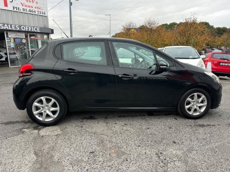 2016 Peugeot 208 - photo 6