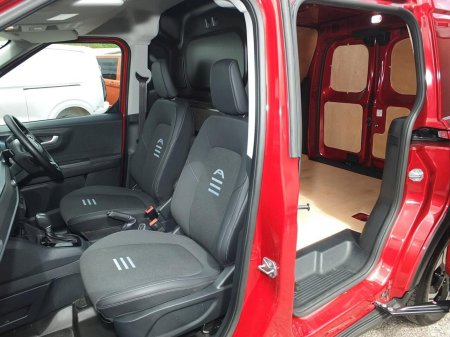 2025 Ford Transit Courier - photo 8