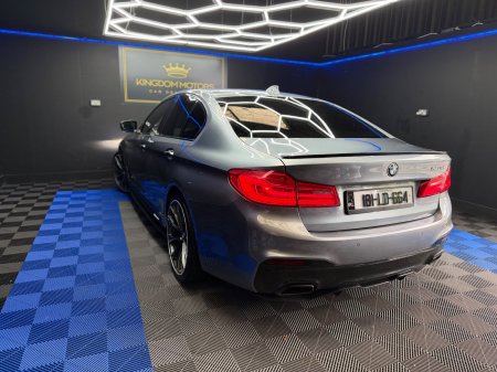 2018 BMW 5-Series - photo 8