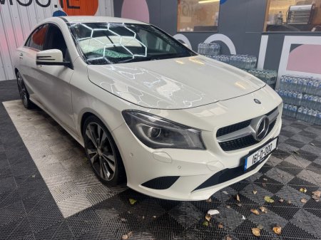 2016 Mercedes-Benz CLA 2016 MERCEDES-BENZ CLA180 AUTOMATIC / CRUISE CONTROL / PARKING CAMERA / / PADDLE SHIFTERS / AMBIENT