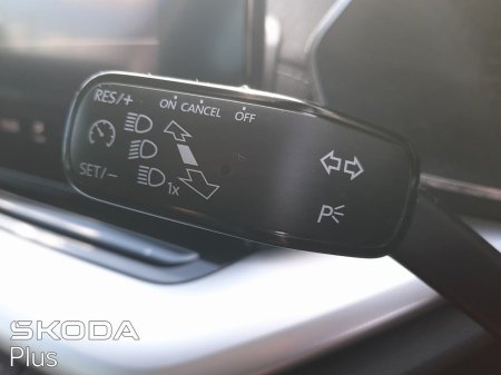 2023 Skoda Octavia - photo 21